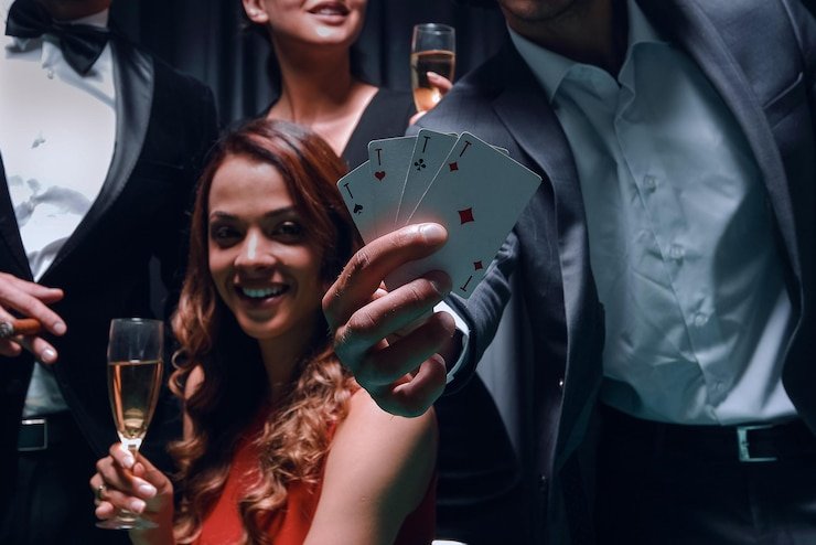 Keamanan akun saat memakai bantuan online